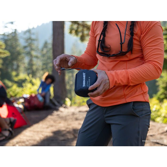 Poduszka dmuchana THERM-A-REST AIR HEAD PILLOW YELLOW MOUNTAINS / LARGE