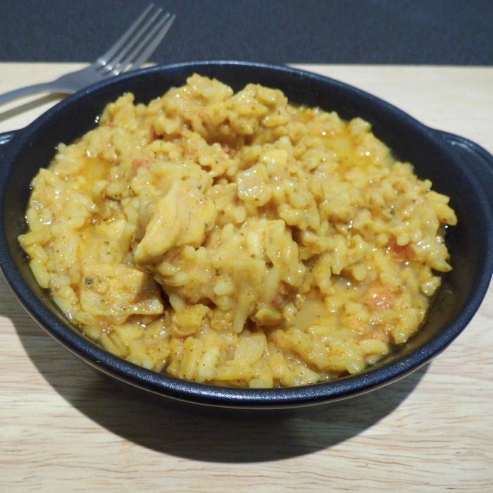 Żywność liofilizowana SUMMIT TO EAT KURCZAK TIKKA Z RYŻEM (BEZGLUTENOWE) / 126g 