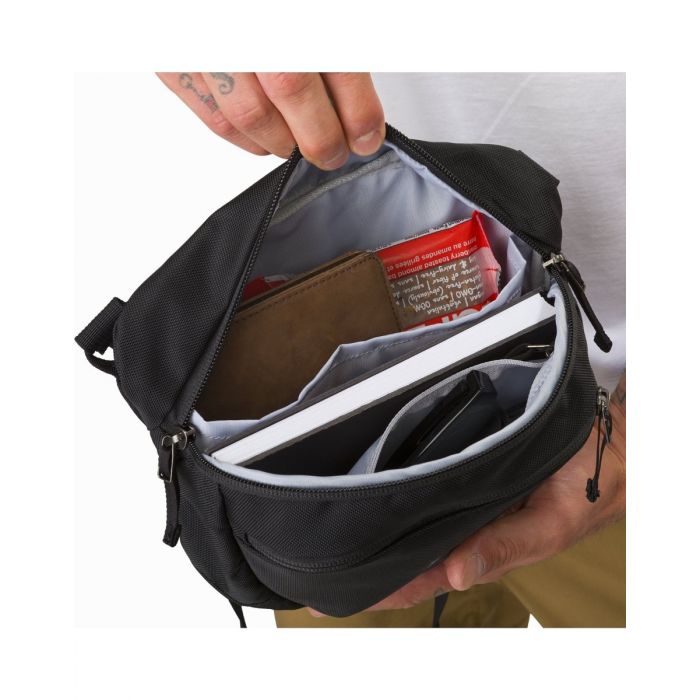 Saszetka ARC'TERYX MAKA 2