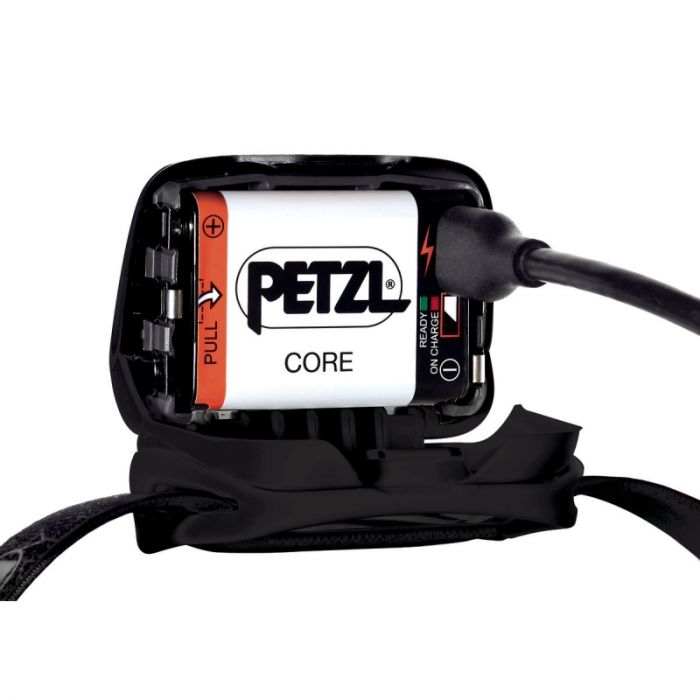 Czołówka PETZL TACTIKKA CORE® * 45O LM