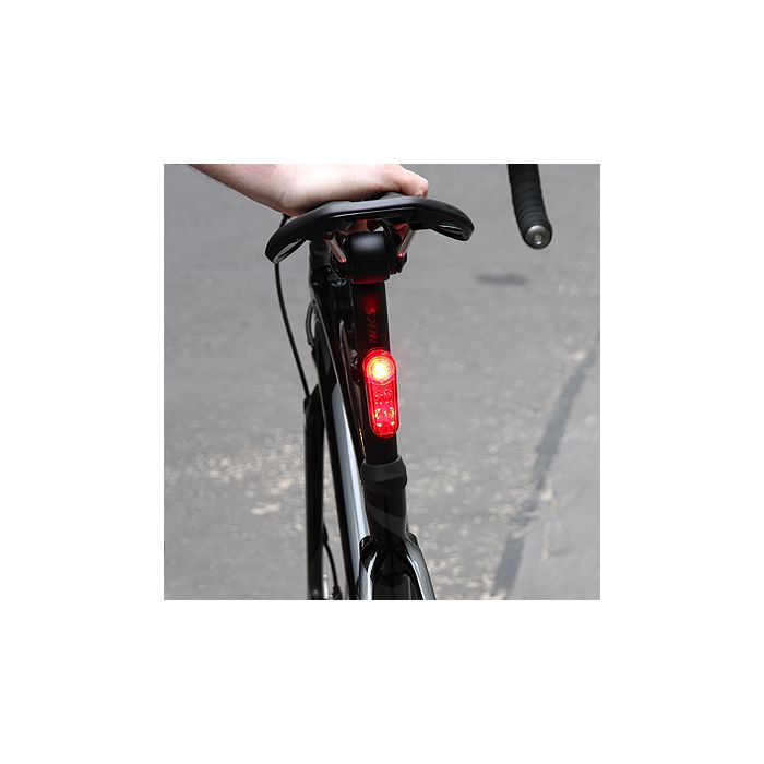 Lampka rowerowa tylna CATEYE TL-NW100K SYNC KINETIC