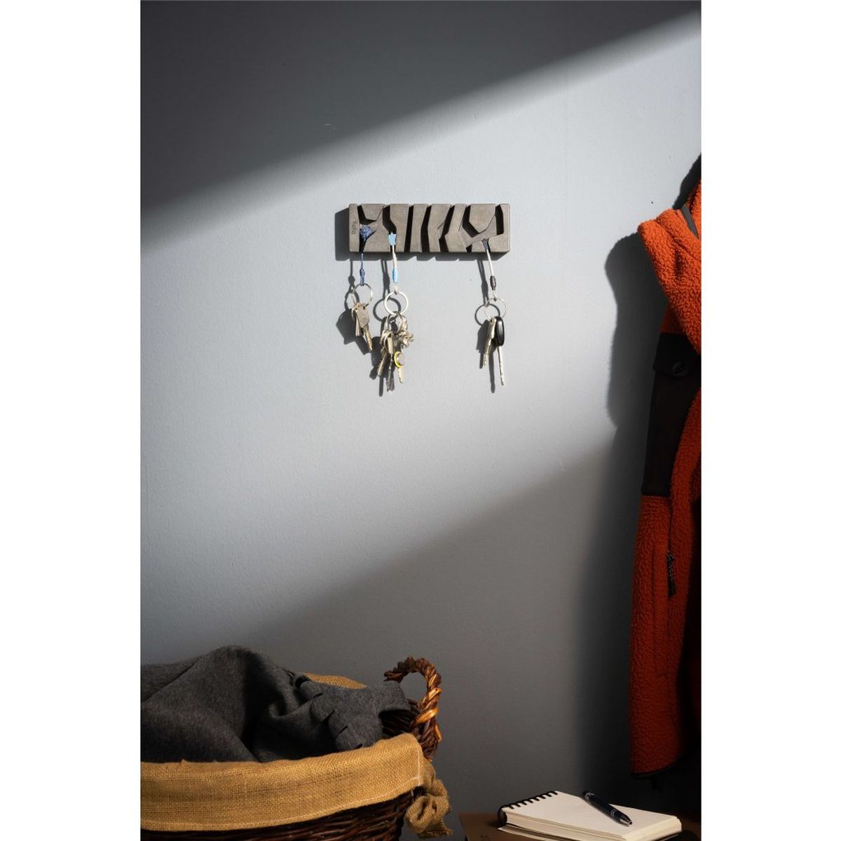 Tablica na klucze FUJFUJ CONCRETE KEY HOLDER DARK ROCKER sklep